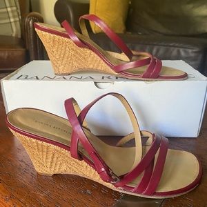 Banana Republic red strappy wedges